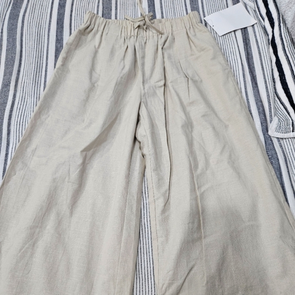 Entro Cream Wide Leg Pants NWOT